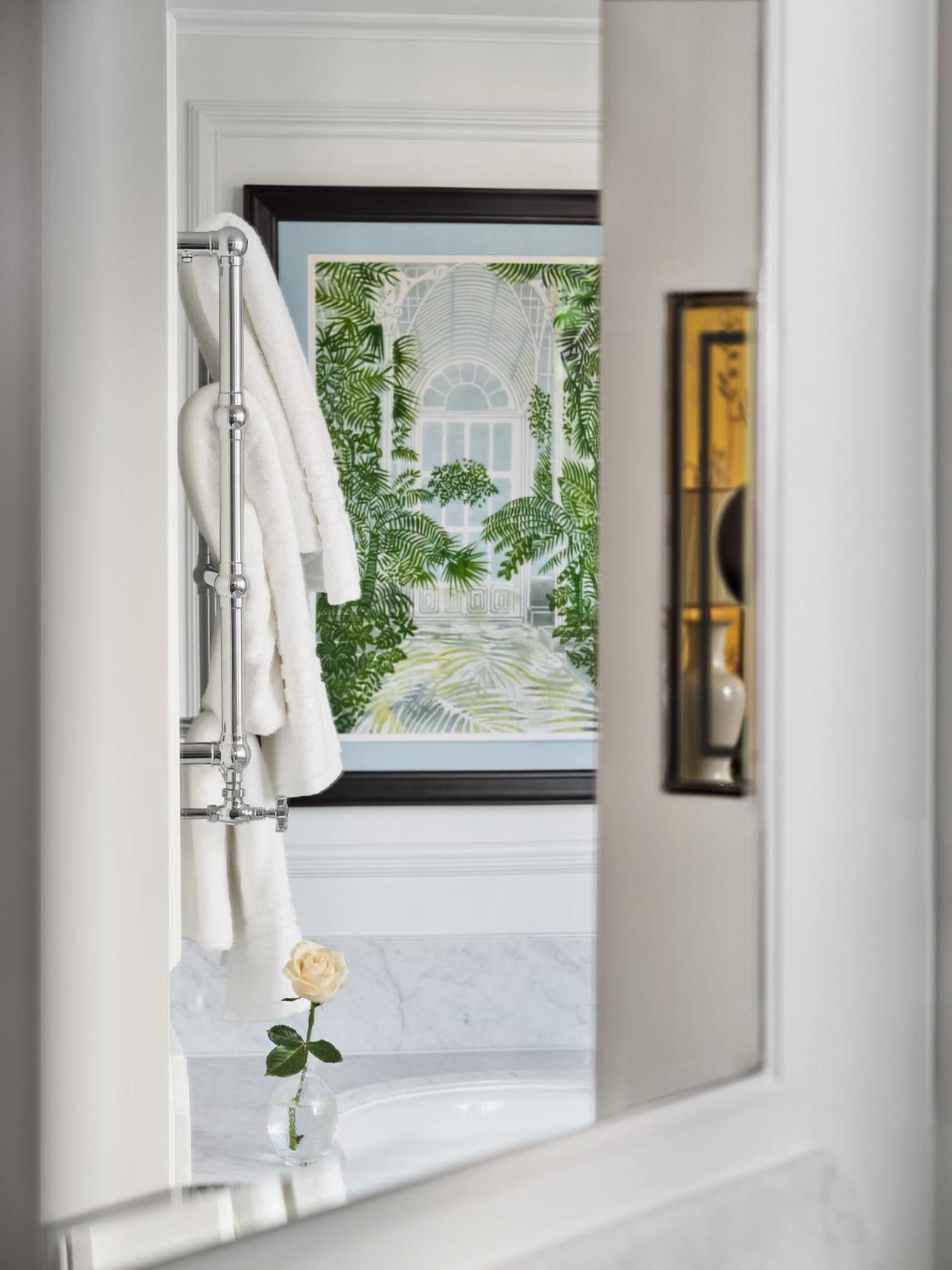 Mayfair Suite,1555012999:JPEG